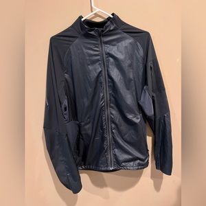 Lululemon windbreaker size L women